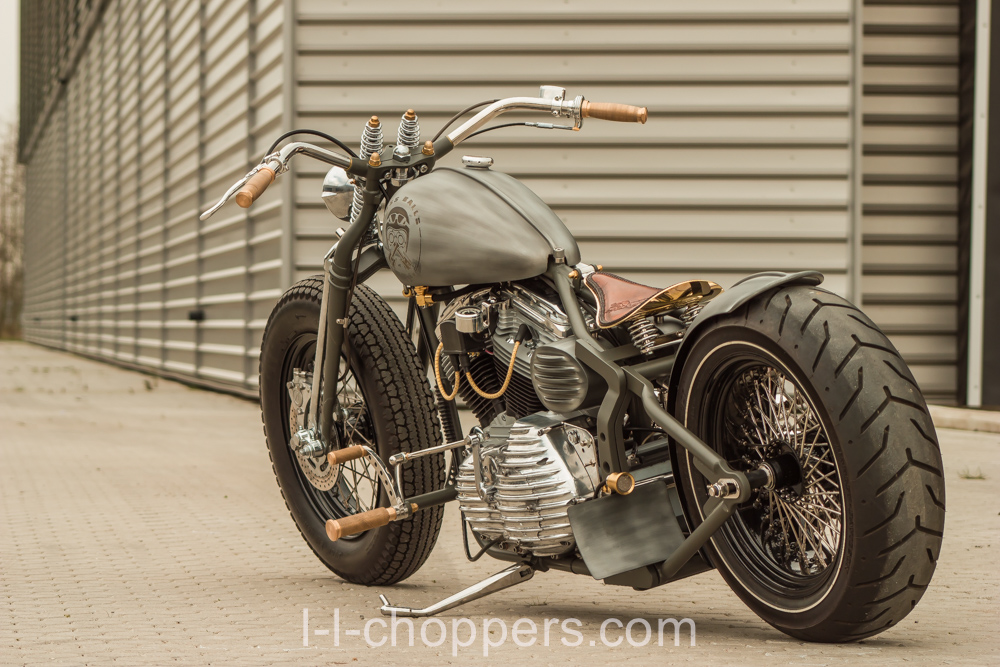 Bobber - Martin - backside-left